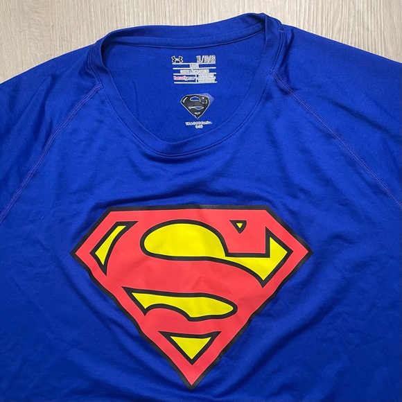 WORN Under Armour Superman Logo Shirt "Blue" - Picture 2 of 3